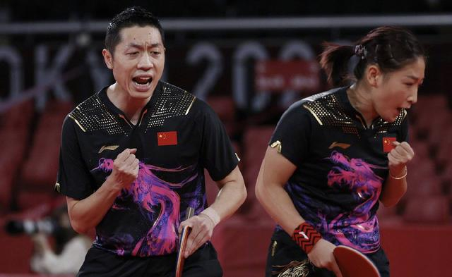 日本队完胜法国队,许昕惊艳四座 日本队完胜法国队,许昕惊艳四座