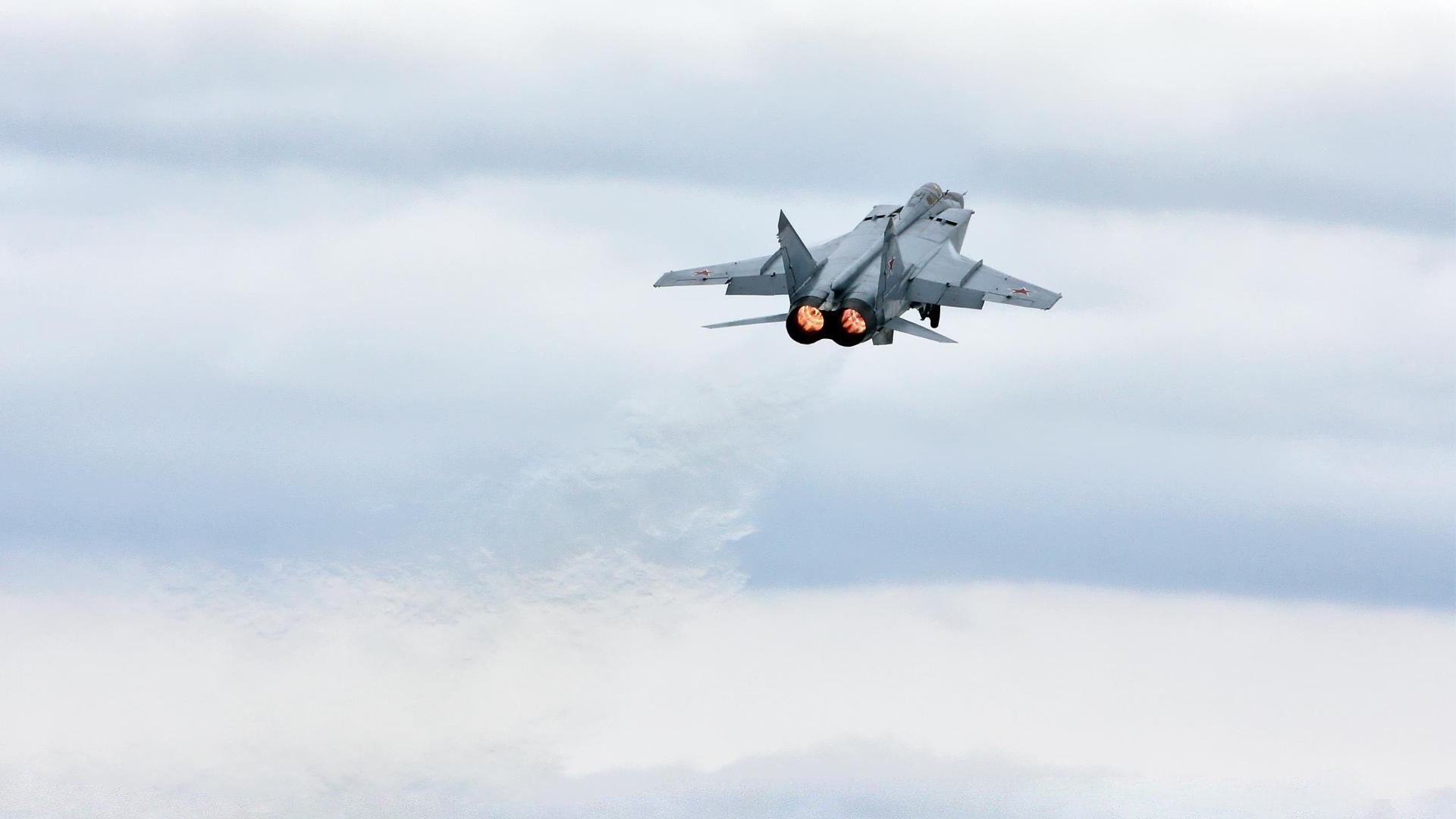 安格尔西公牛的最后冲锋，一场英超争冠焦点战背后的威尔士血战史诗